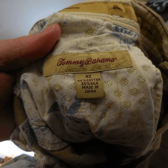 Tommy Bahama Men's Silk Cotton Blend Shorts 42 Tan Flat Front Casual Island Golf - Picture 4 of 4